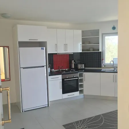 Kasinn Apart Kirmizi Kaş