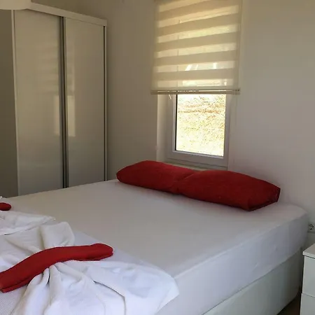 Apartment Kasinn Apart Kirmizi *