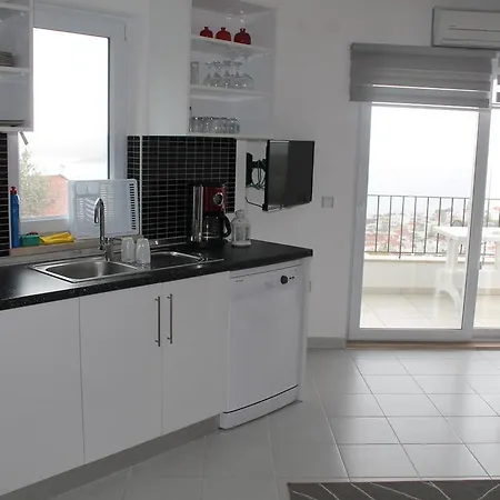Kasinn Apart Kirmizi Διαμέρισμα